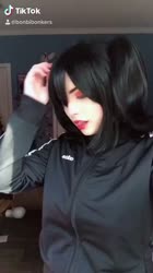 608x1080