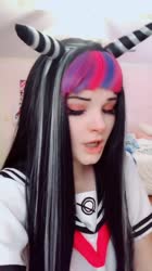 720x1280