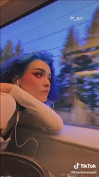 576x1024