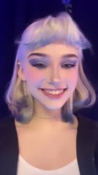 576x1024