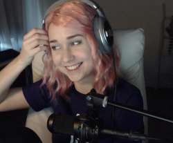 529x440