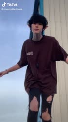 576x1024