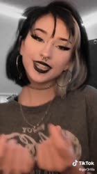 576x1024