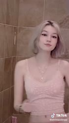 576x1024