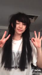 576x1024