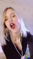 576x1024