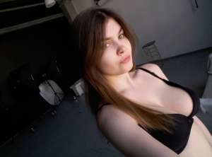 1080x802