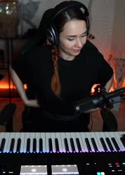 770x1080