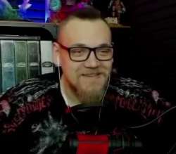 289x254