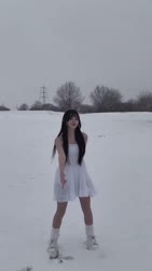 720x1268