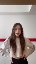 576x1024