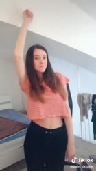 406x720