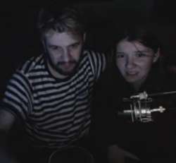 370x342