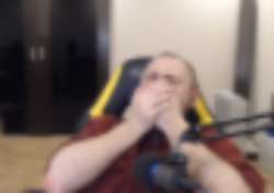 550x388