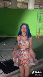 576x1024