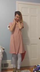 608x1080