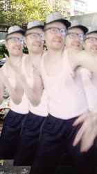576x1024