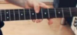 698x323