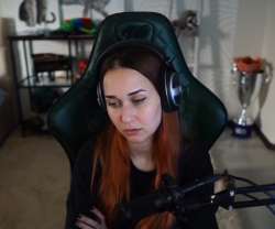 452x377
