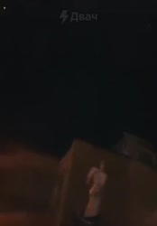 596x854