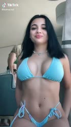 576x1024