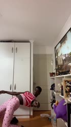 576x1024