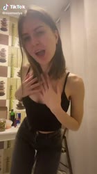 576x1024