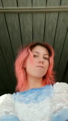576x1024