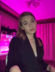 336x442