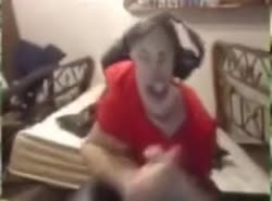 340x252