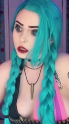 576x1024