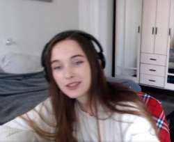 380x311