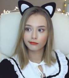 339x379