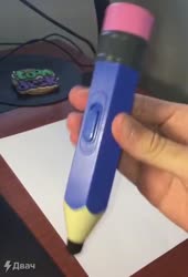 582x854