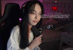 1305x888