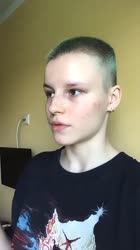 720x1278