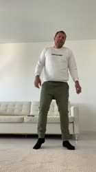 576x1024