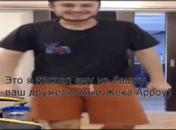 526x390