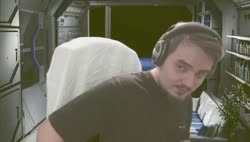 320x182