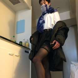 1069x1069