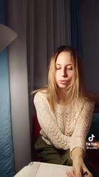 576x1024