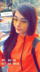 606x1080