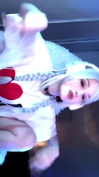 576x1024