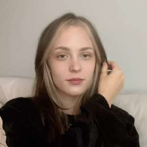 906x906