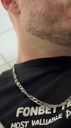 608x1080