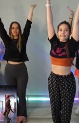 700x1080