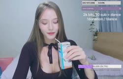 900x580