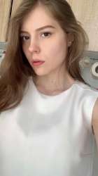 607x1080