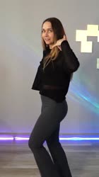 548x974