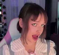 498x470